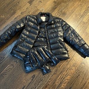 MONCLER hooded size 2 badly jacket coat black